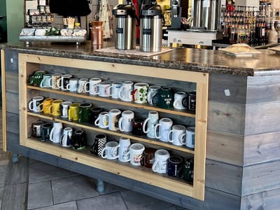 New Moon Coffeehouse and Eatery