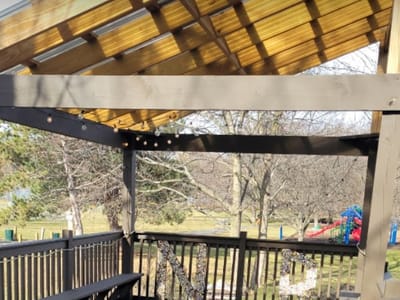 New Roots Coffeehouse