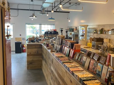 Nice Place Coffee & Chocolate Mecca