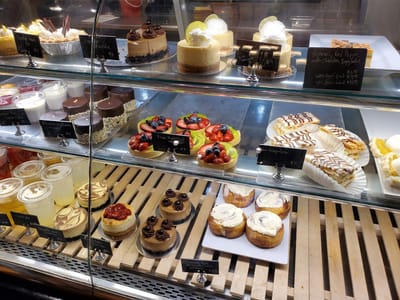 Nichole's Fine Pastry & Café