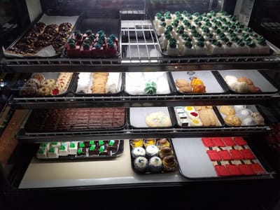 Nonna Randazzo's Bakery