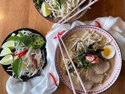 Noonie’s Boba Tea Downtown Medford