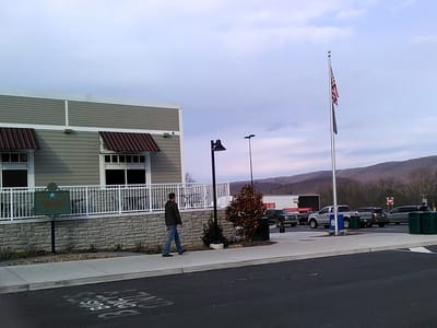 North Midway Service Plaza