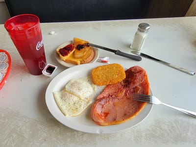 North South Truck Stop Cafe