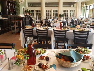 Nosh Restaurant and Catering Creations