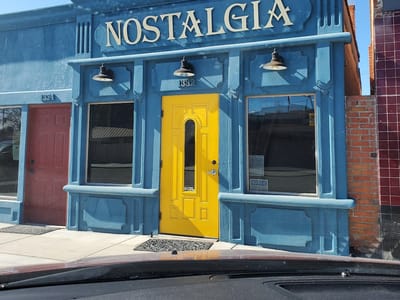 Nostalgia Coffee & Cafe