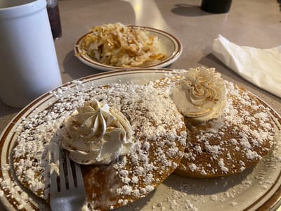 Nutmegs Bakery & Cafe