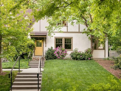 Oakhurst Inn Cafe & Espresso Bar