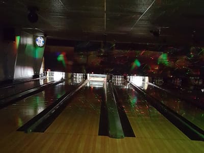 Oasis Bowling Alley & Bar