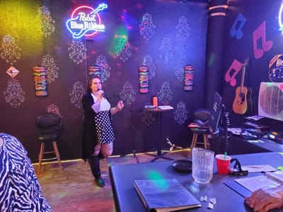 Oasis Bowling Alley & Bar