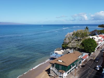 Old Lahaina (retail) Coffee Store - NOT A COFFEE SHOP!