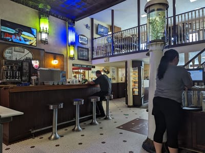 Old Main Street Cafe