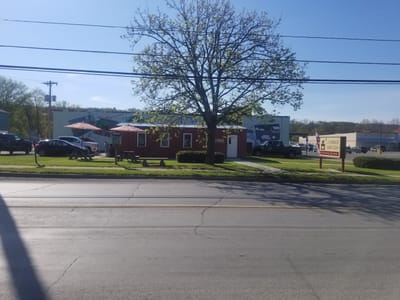 On Common Grounds Coffehouse & Bakery