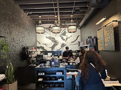 ONYX + ALABASTER COFFEE LOUNGE