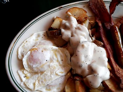 Oxbow Diner & Spirits