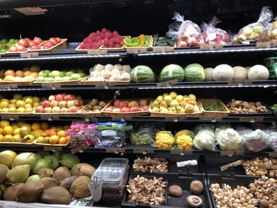 Papaya's Natural Foods