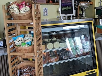 Paradise Deli