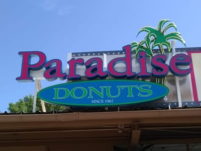Paradise Donuts