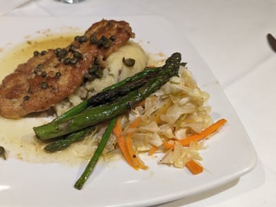 Pauline’s Cafe & Restaurant & Patio