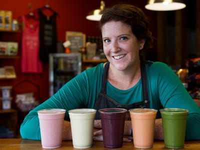 Peaberry Press - Coffee & Smoothie Bar