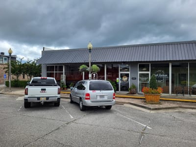 Pearl & Addie's Cafe