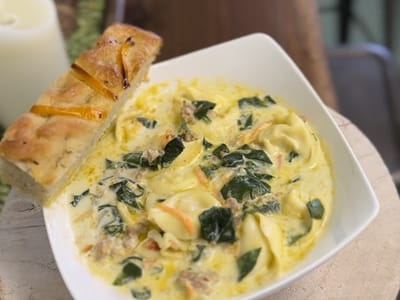 Pearl's Cafe on Main