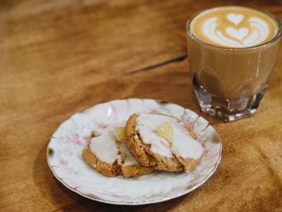 Perets Dessert & Coffee Bar