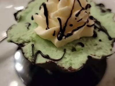 Perets Dessert & Coffee Bar