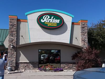 Perkins Restaurant & Bakery