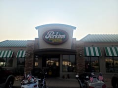 Perkins Restaurant & Bakery