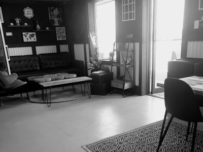 Perla Coffee Co & Eatery