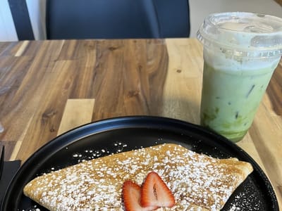 Perla Coffee Co & Eatery