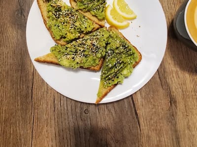 Persnickety Crane Cafe