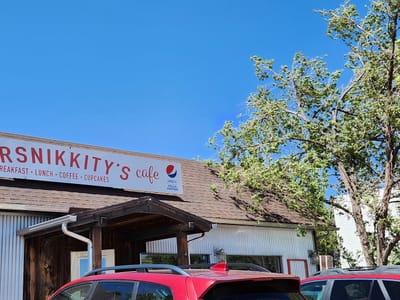 PersNIKKIty's Cafe