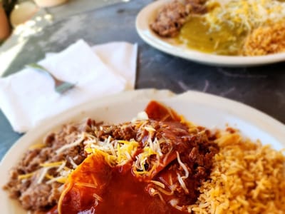 Pilar Yacht Club & Café