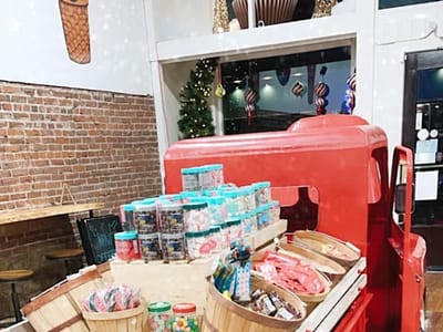 Pine Mountain Country Coffee House & Ice Cream Shoppe