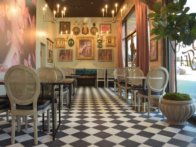 Pinkeasy Boba Tea & Ice Cream Teahouse