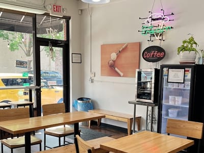 Poppy's Ice Cream & Coffee House