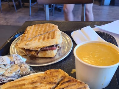 Port City Cafe & Bakery