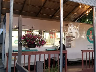 Pour Girls Espresso & Eats