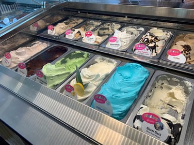 Pugnuts Ice Cream Shop