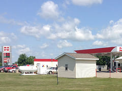 Pump 24 Corner Market