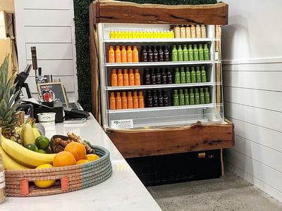 Pure Juice + Kitchen