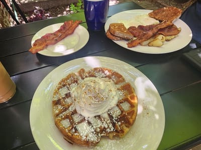 Quadrant Book Mart & Coffee House