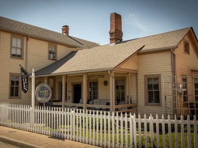 Quintessential Rivertown Spice & Tea