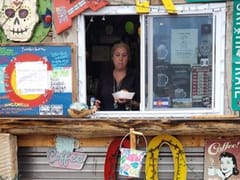 Rachel’s Keep On Keepin On and Crow Bar