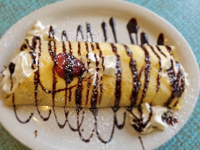 Racy D'Lenes Coffee Lounge