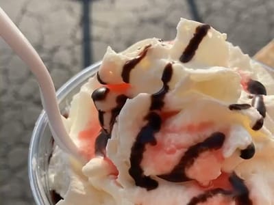 Radix House Coffee Shop - William Cannon