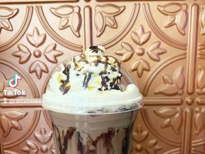 Radix House Coffee Shop - William Cannon