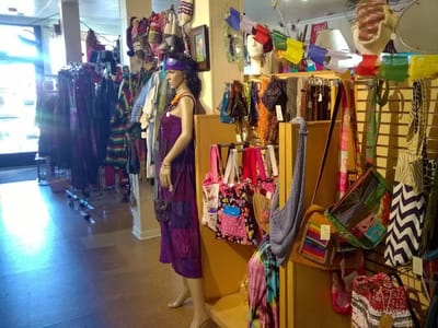 Rare Earth Goods and Cafe